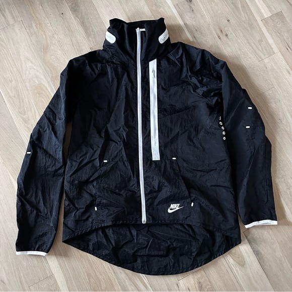 Nike jacket - Picture 4 of 6